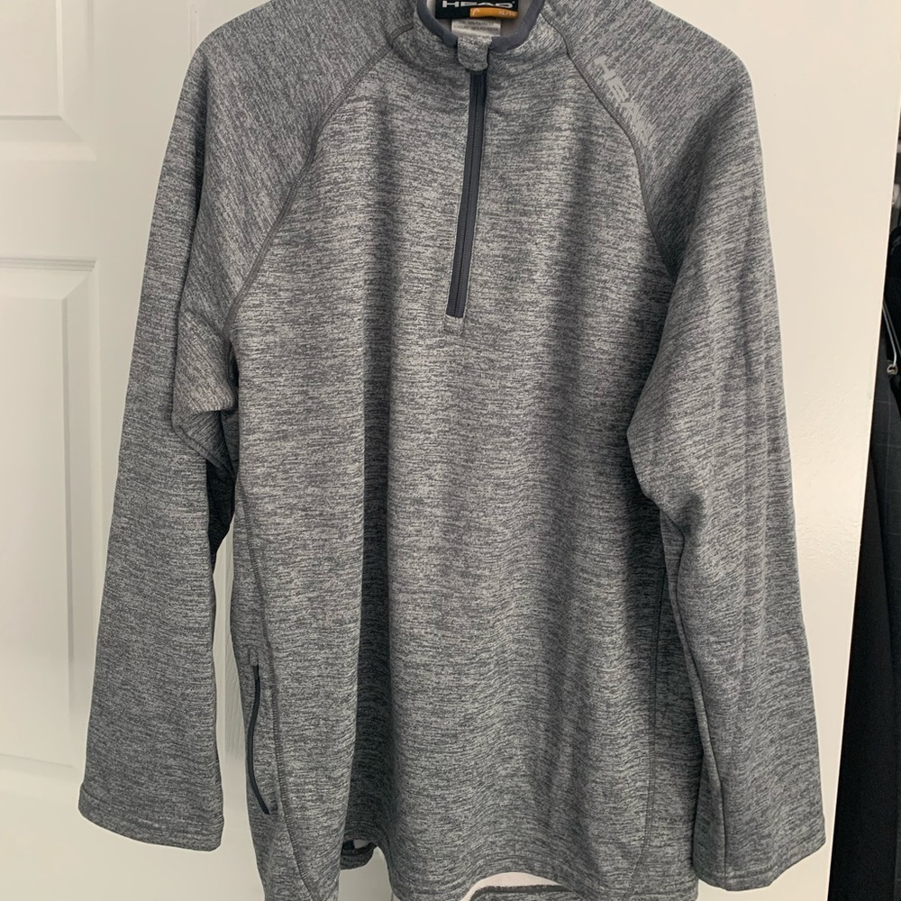 Head half-zip